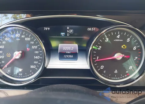 2018 Mercedes-Benz E 300 из США, поврежденный, VIN WDDZF4JB9JA327236